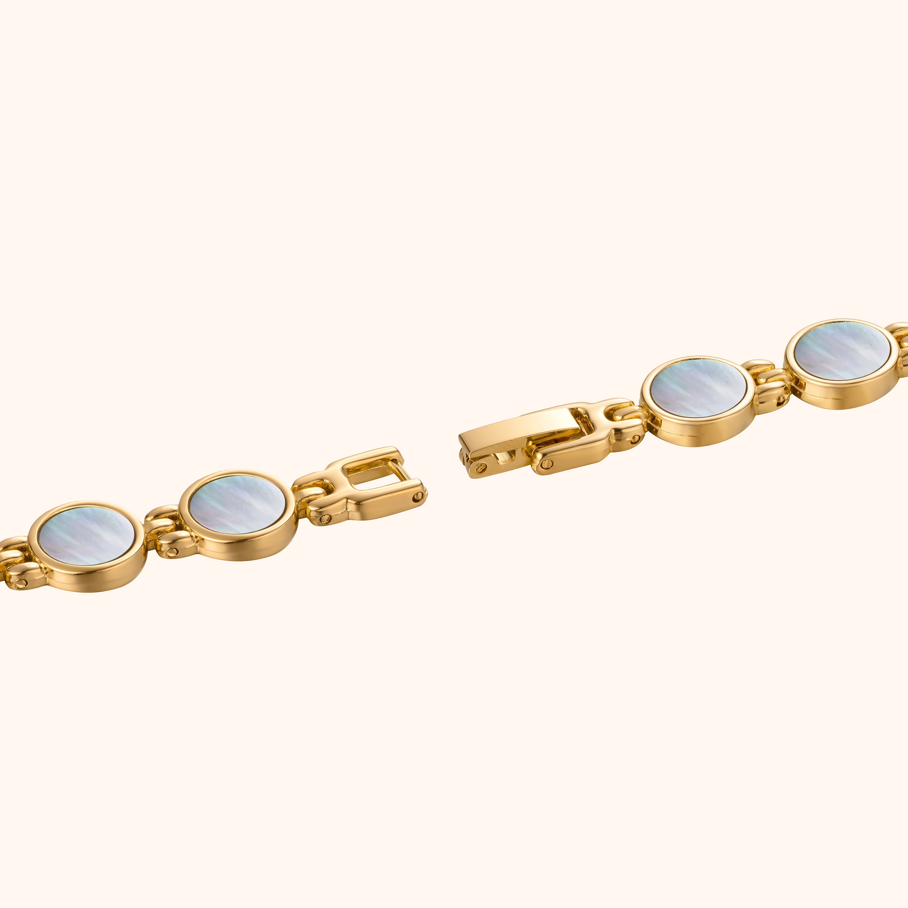 Christina | Gold