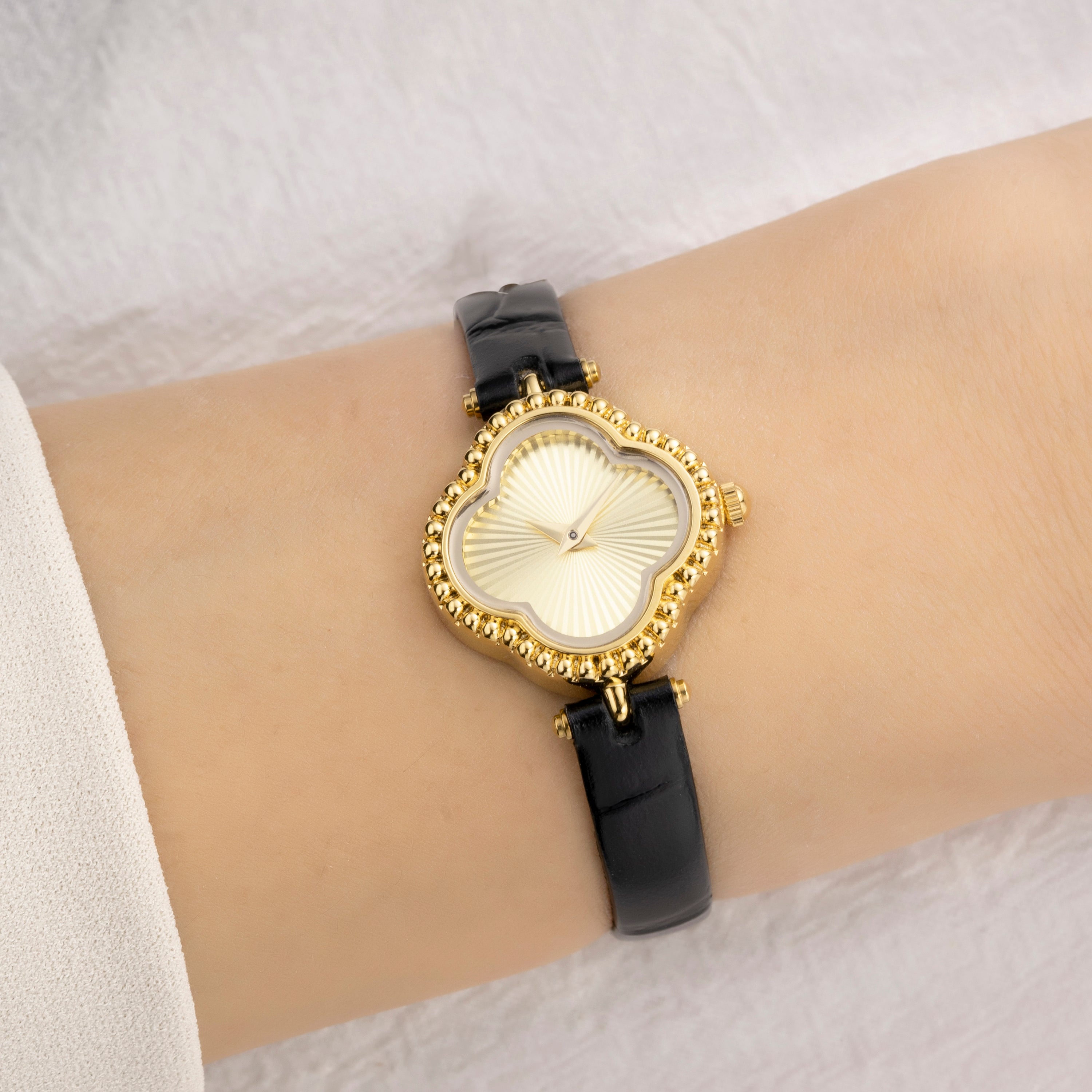 Rita | Leather Gold