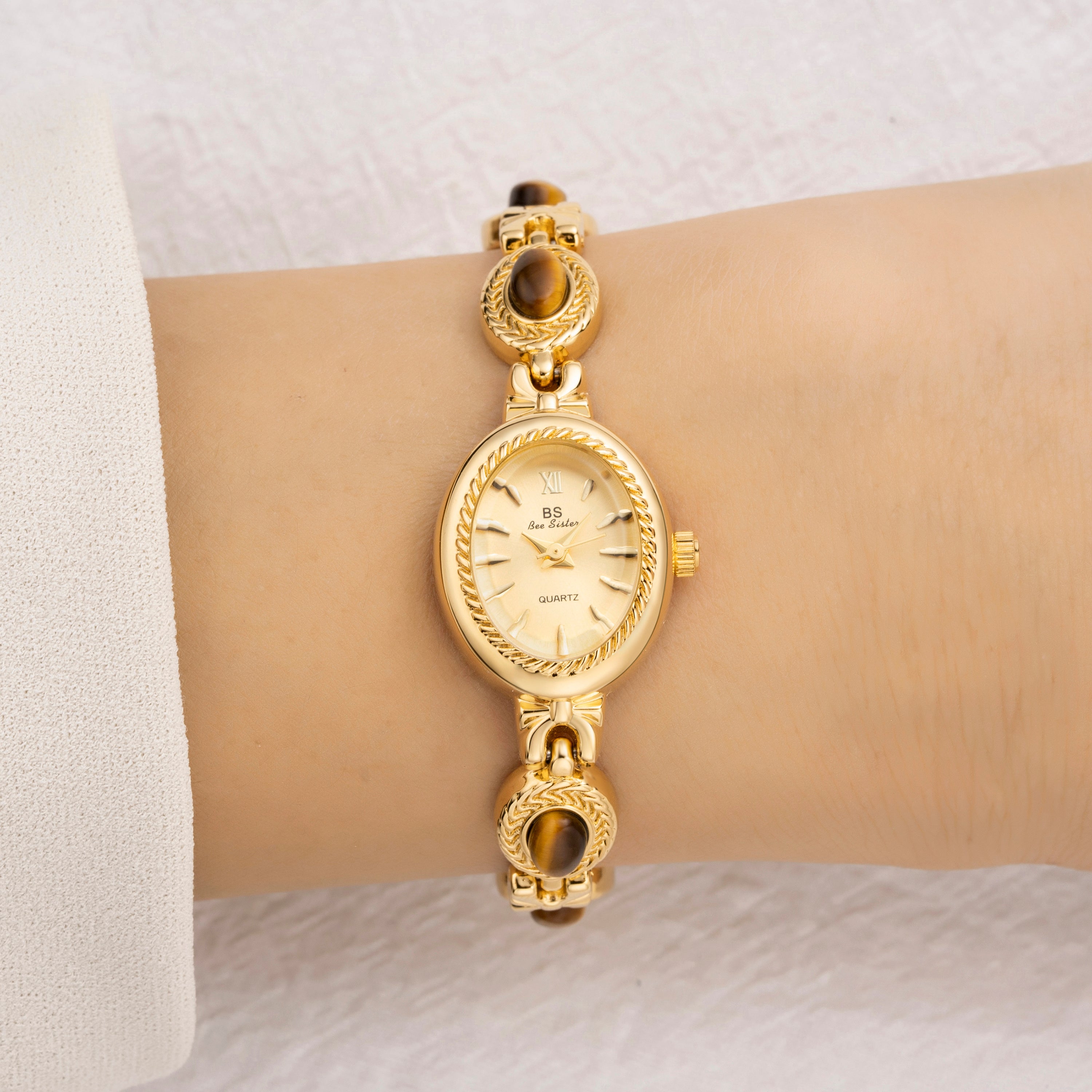 Stephanie | Gold