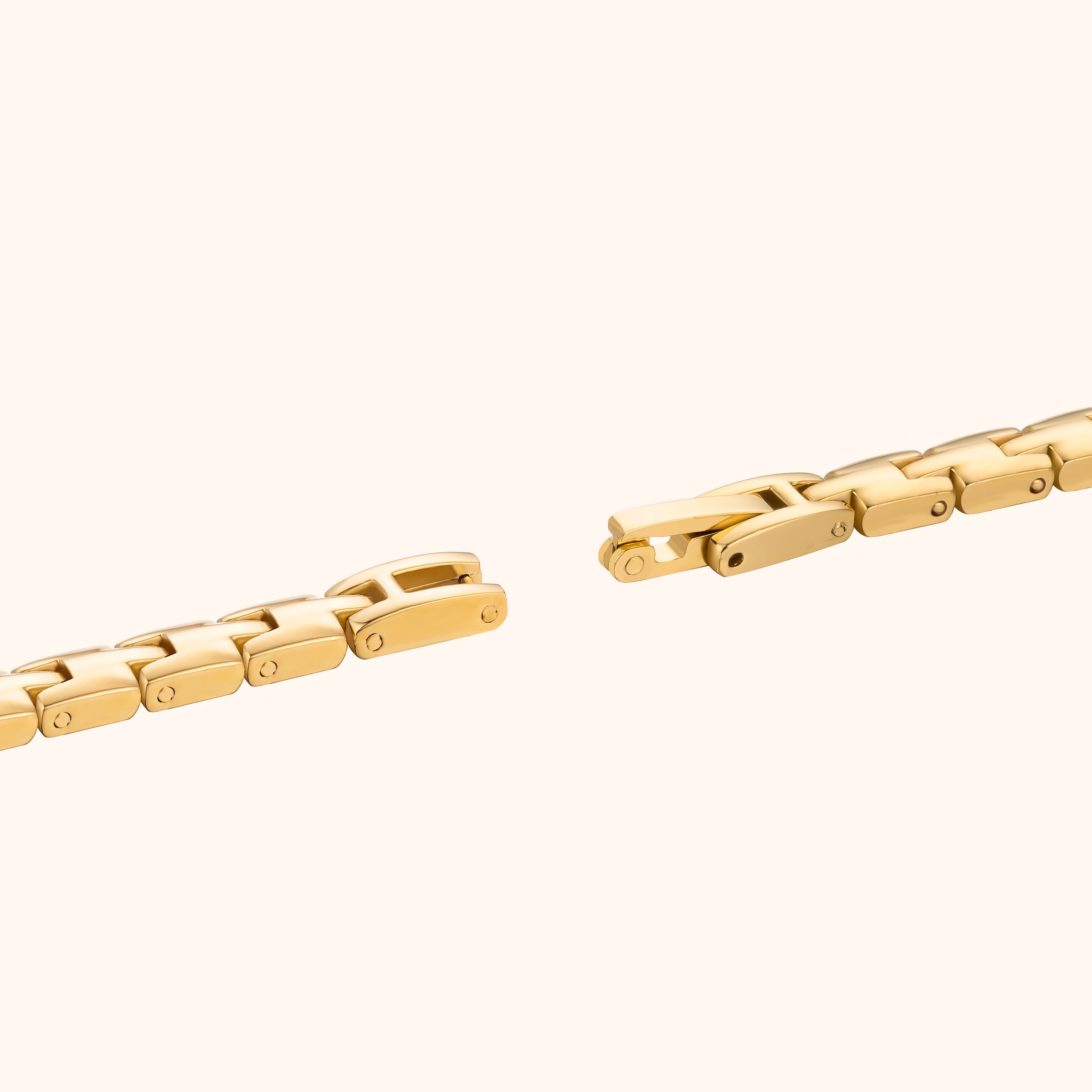 Tionni | Gold